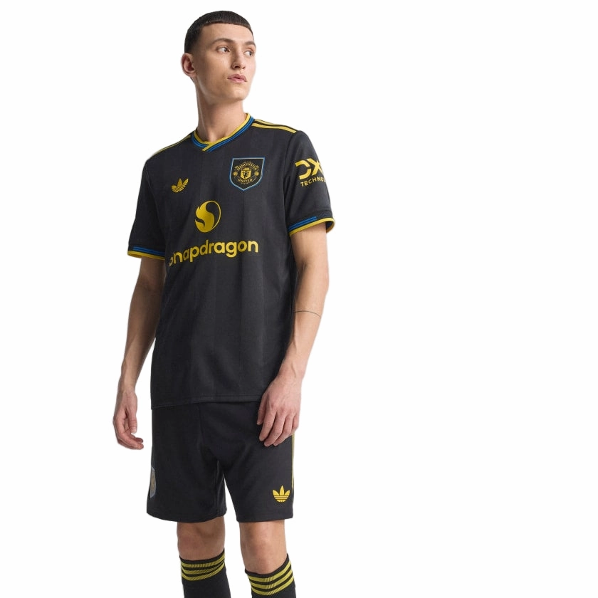 Compact Storage Packability adidas Shaw Men's Manchester United Authentic Third Jersey 25/26 w/ NRFR   EPL Patches (Black)