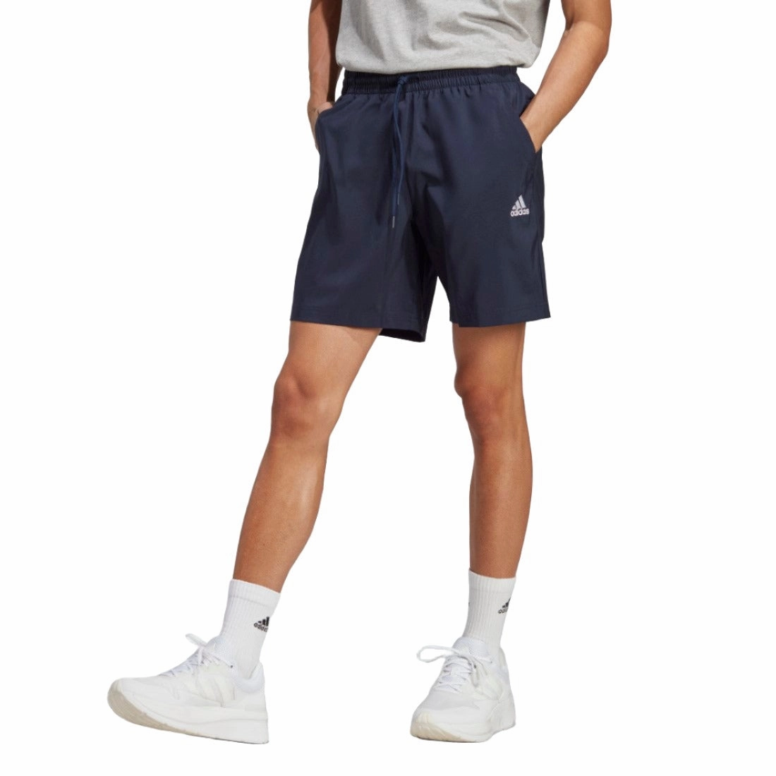 AEROREADY Essentials Chelsea Small Logo Shorts Patchwork Design No Slip Waistband