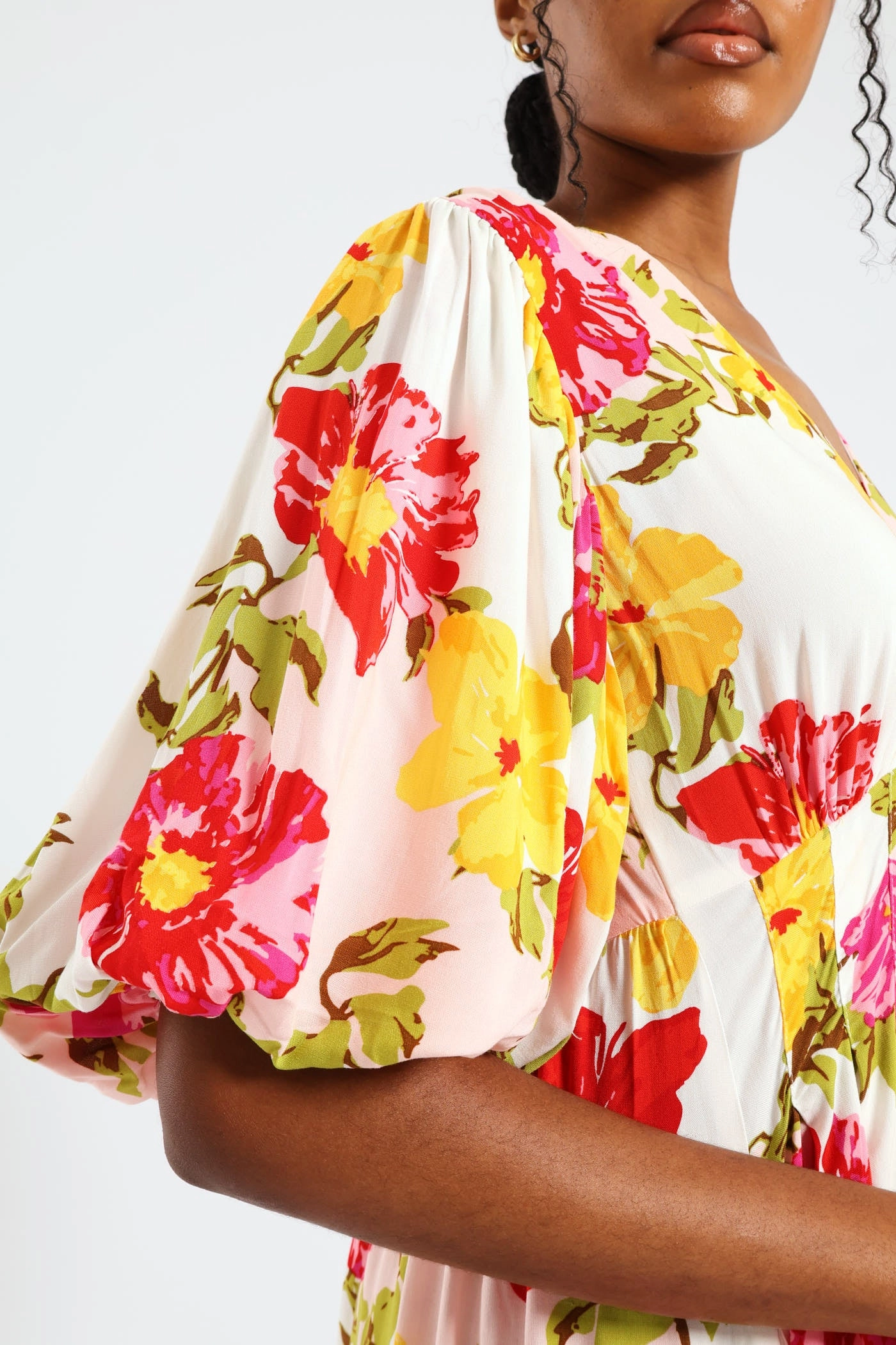 Active Moments Vibrant Hue Bubble Sleeve V-Neck Pleat Detail Midaxi Dress
