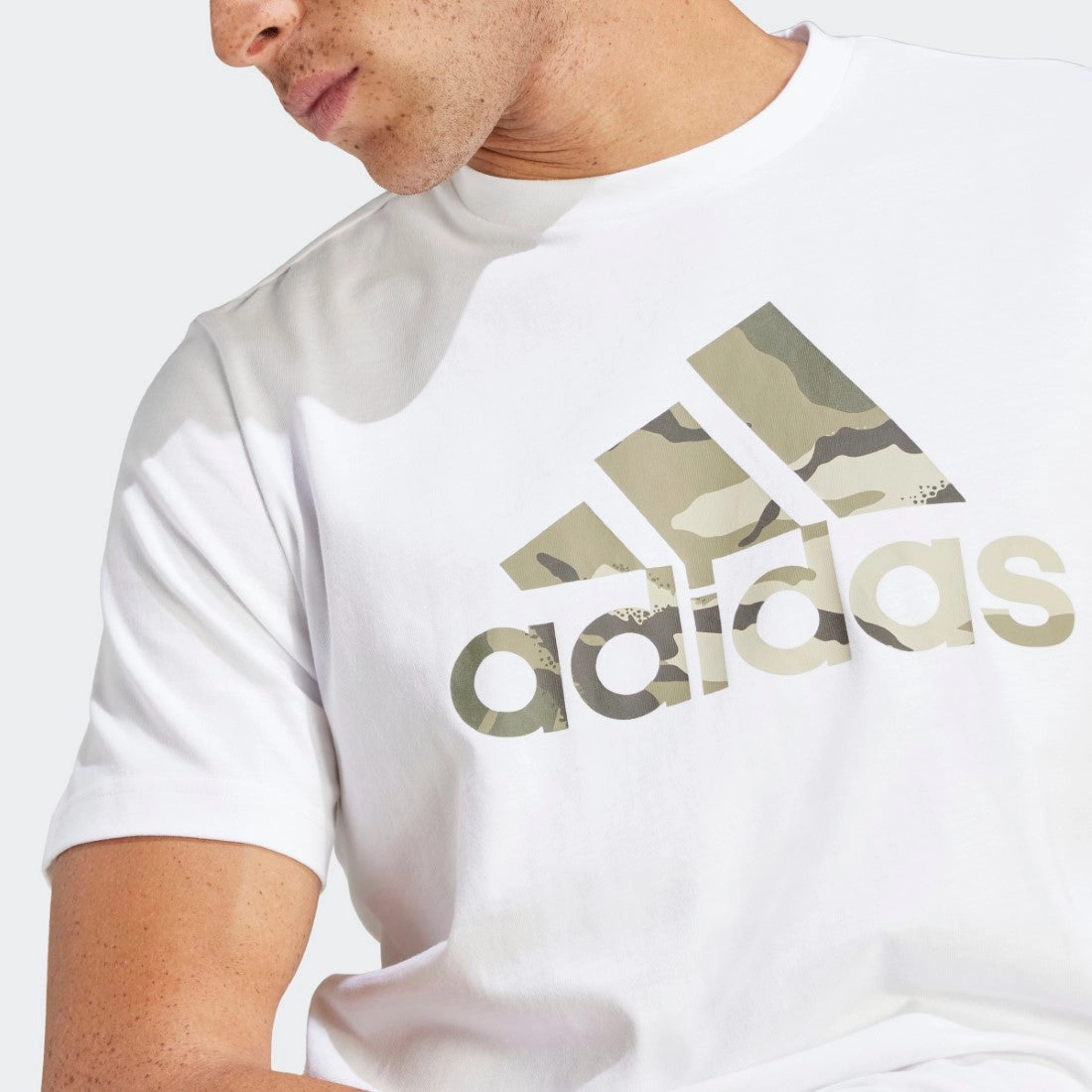 Active Outfit Light and Breezy Camo Badge of Sport Graphic T-Shirt