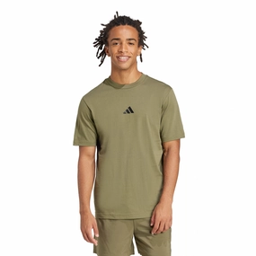 Relaxed Outfit Essentials Small Logo Single Jersey T-Shirt
