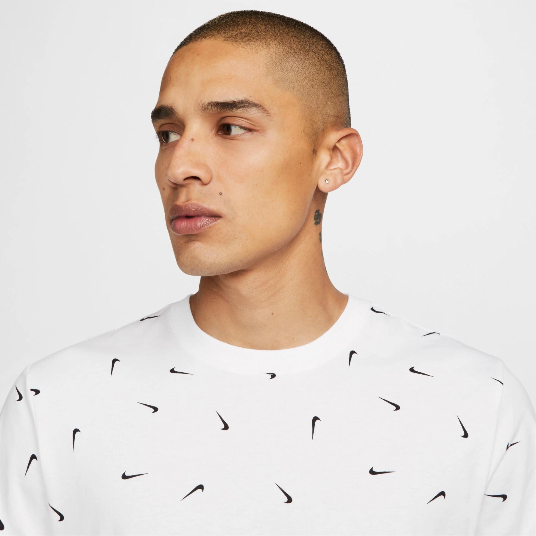 Sportswear Club Aop T-shirt Snag Resistant Surface