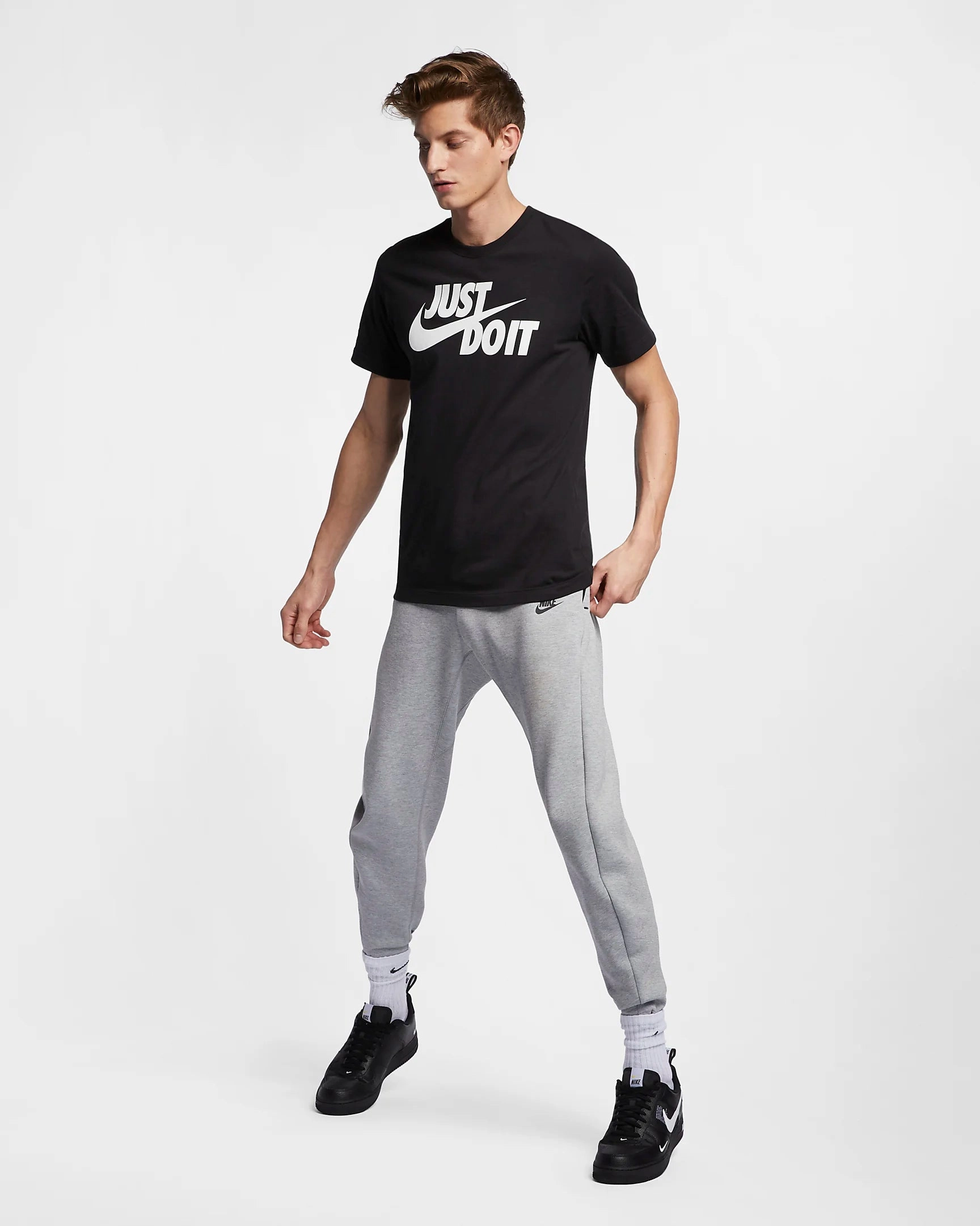 Sportswear JDI T-shirt Timeless Design Chic