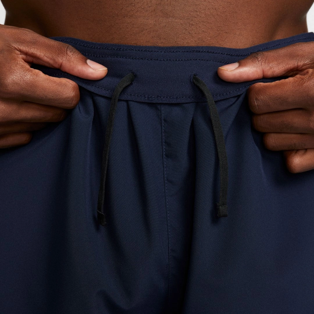 Tapered leg Midweight Texture Challenger Dri-FIT 7" Unlined Running Shorts