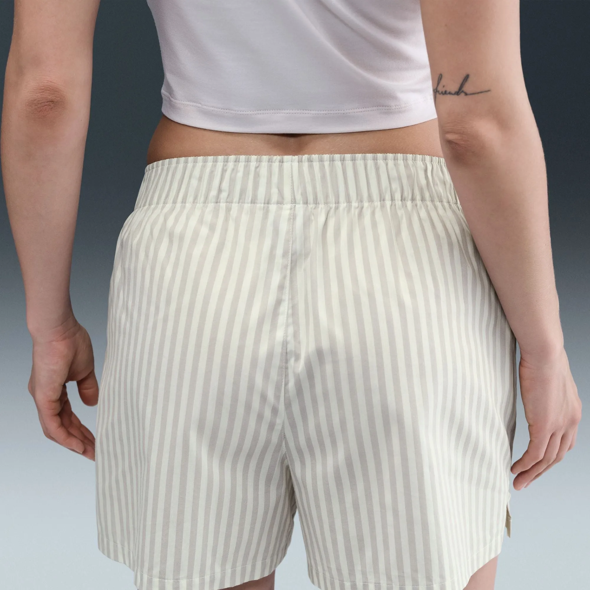 Chic Fit Fashion Dress Nike "Mid Rise Loose Striped Shorts" W - College Grey / Sail