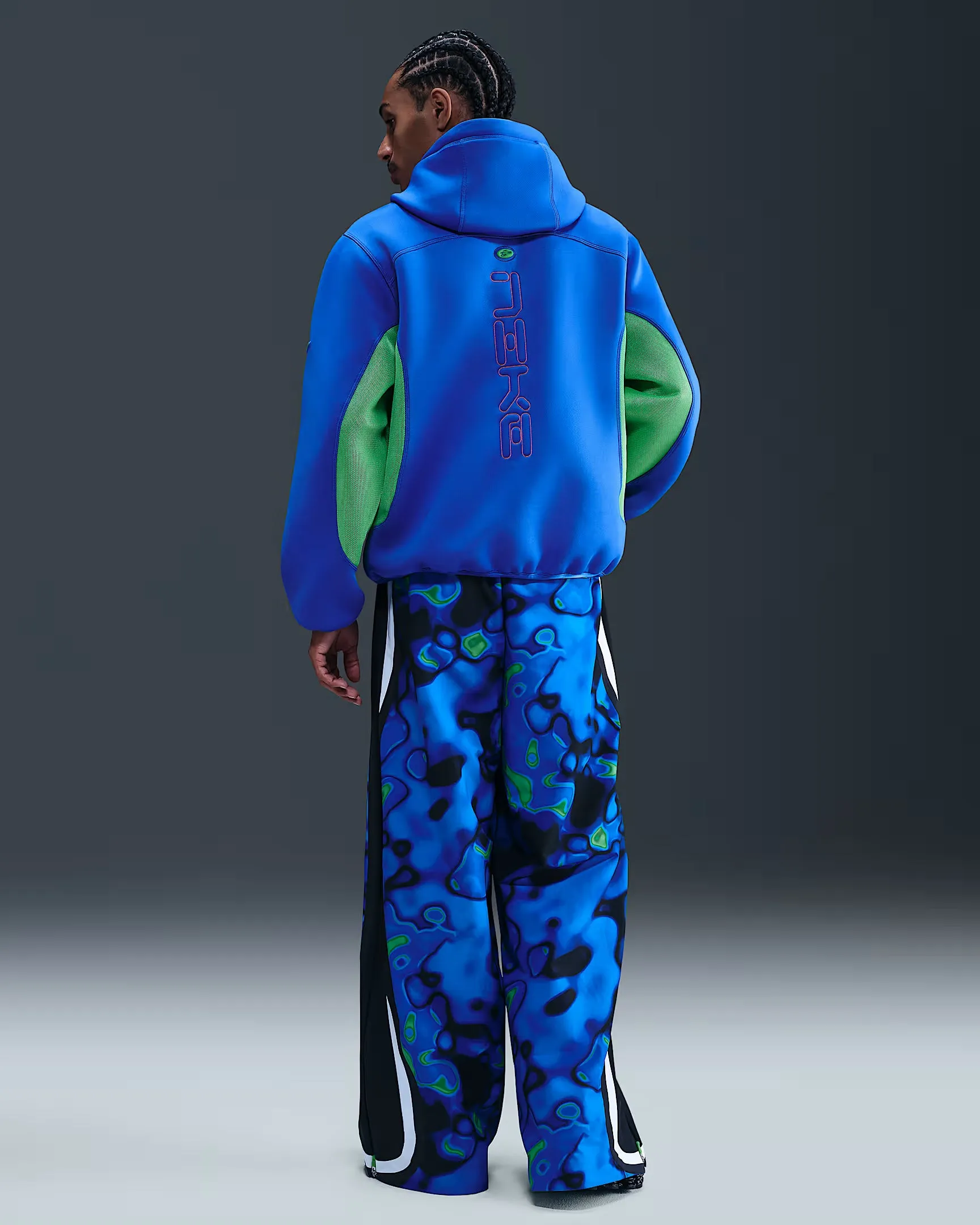 Nike "Project F.R.O.G. Full-Zip Hoodie" M - Hyper Royal / Green Shock / Hyper Pink / Green Shock Everyday Style Modern Cut