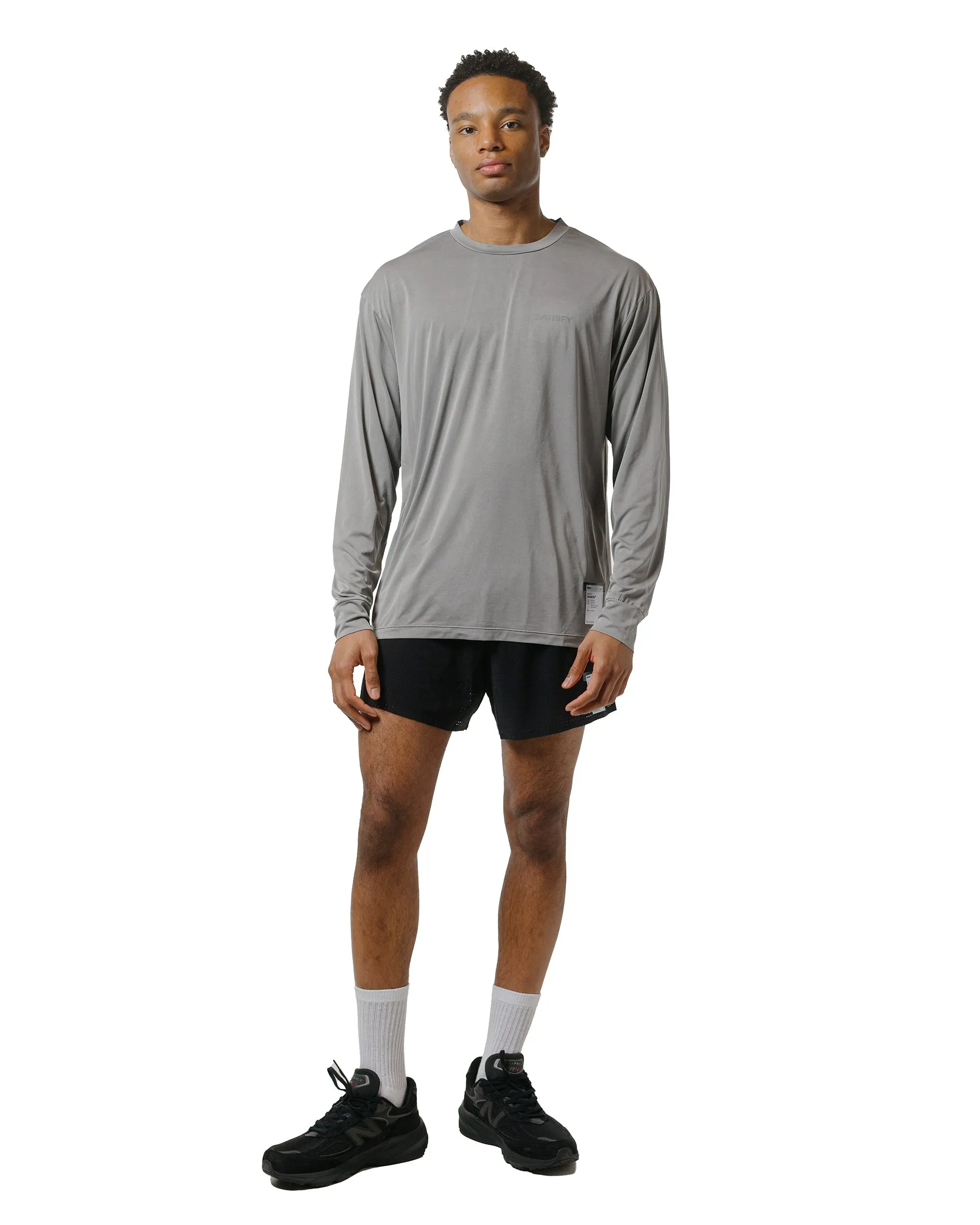 Solid color purity Functional Wear SATISFY AuraLite Long Tee Mineral Graphite