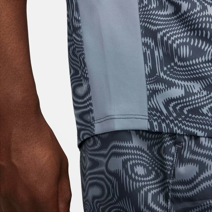 Court Victory NikeCourt Top NonIrritating Fabric