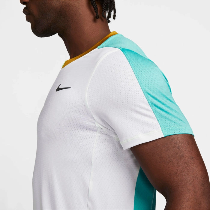 Casual Chic Look Dri-FIT Advantage Polo