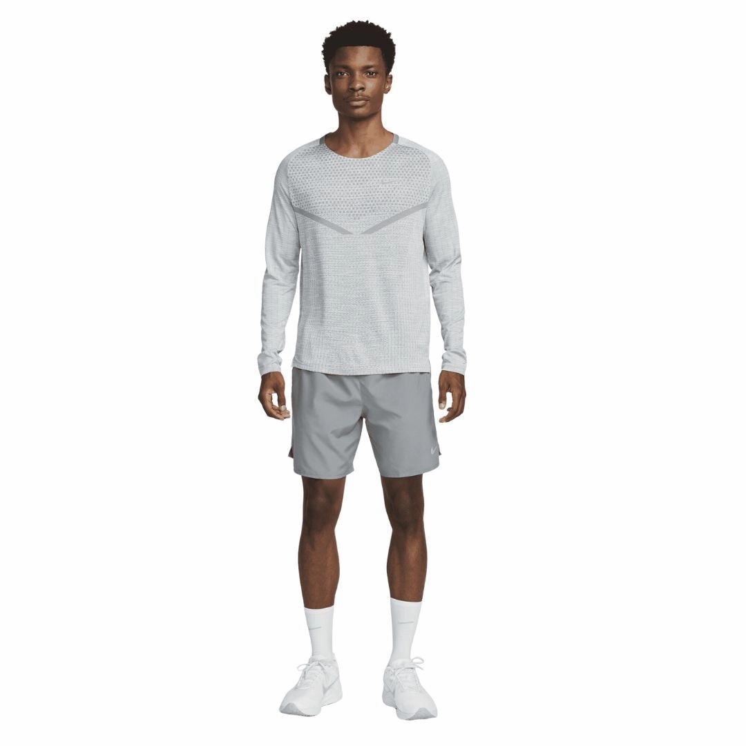 Dri Fit Challenger 7Inch Shorts delivery work retail industry