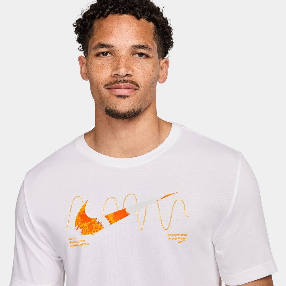Dri-FIT Graphic T-Shirt Weekend Ready Flexible Weave