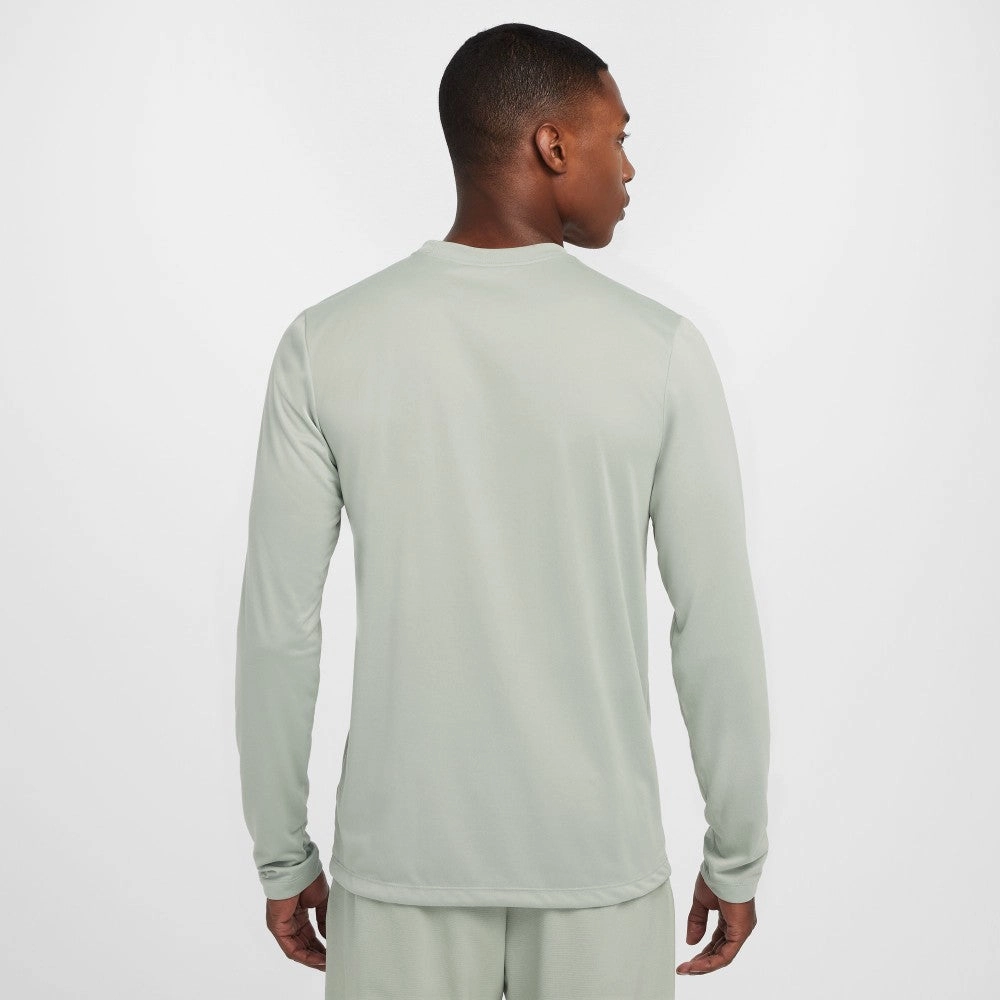 Easy Wear Option Dri-FIT Legend Fitness Long Sleeve T-shirt