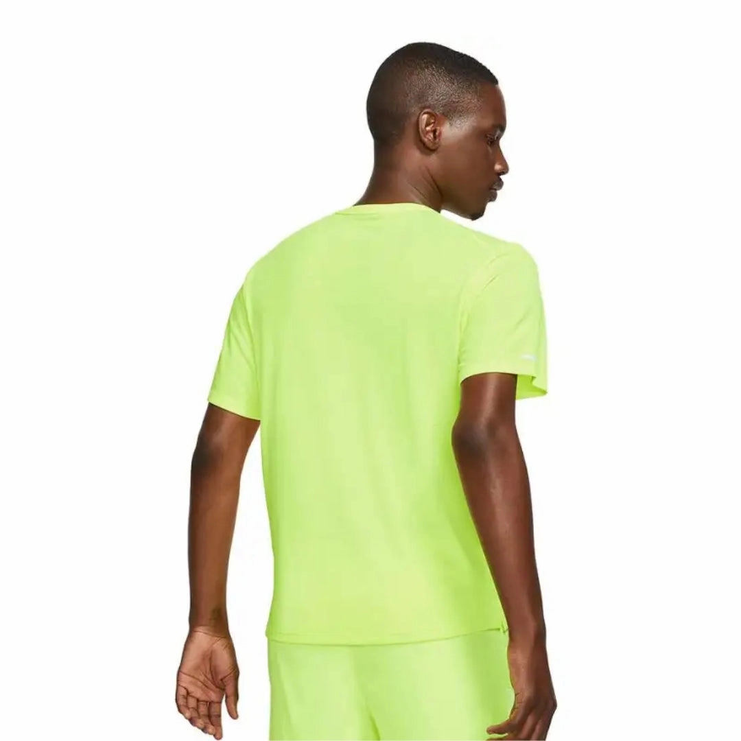 Dri-FIT Miler Running T-shirt Holiday Outfit
