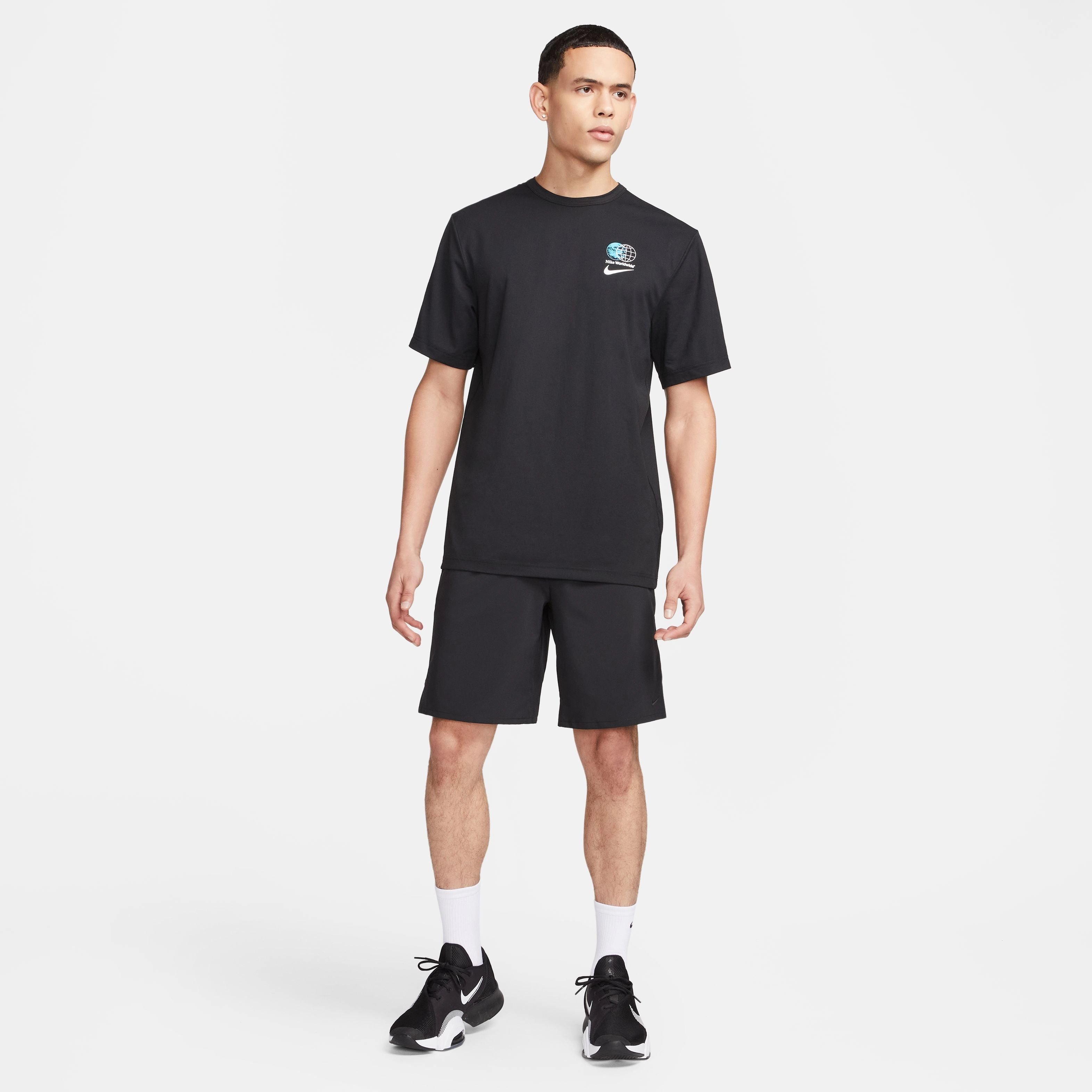 Dri-FIT UV Hyverse Graphic Fitness T-shirt Layerable Look Minimal Comfort Wear