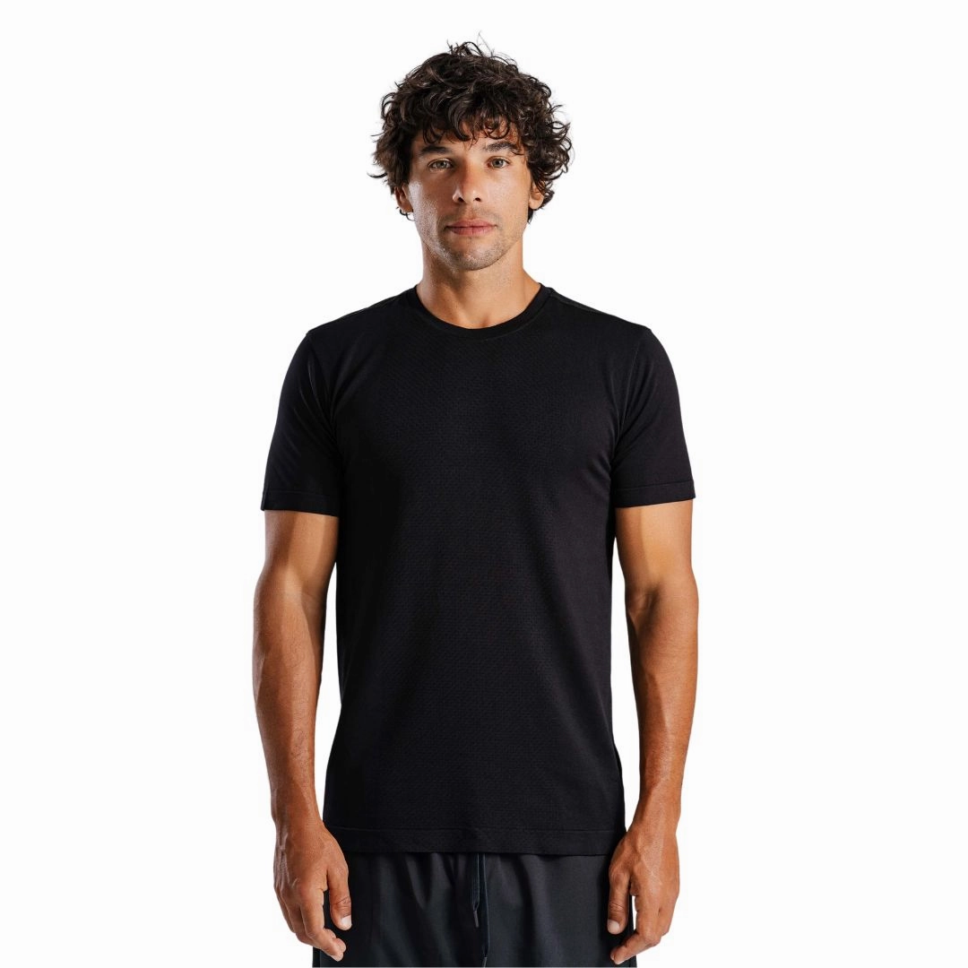 Temperature Regulating Urban Look RiseAbove Seamless Shirt