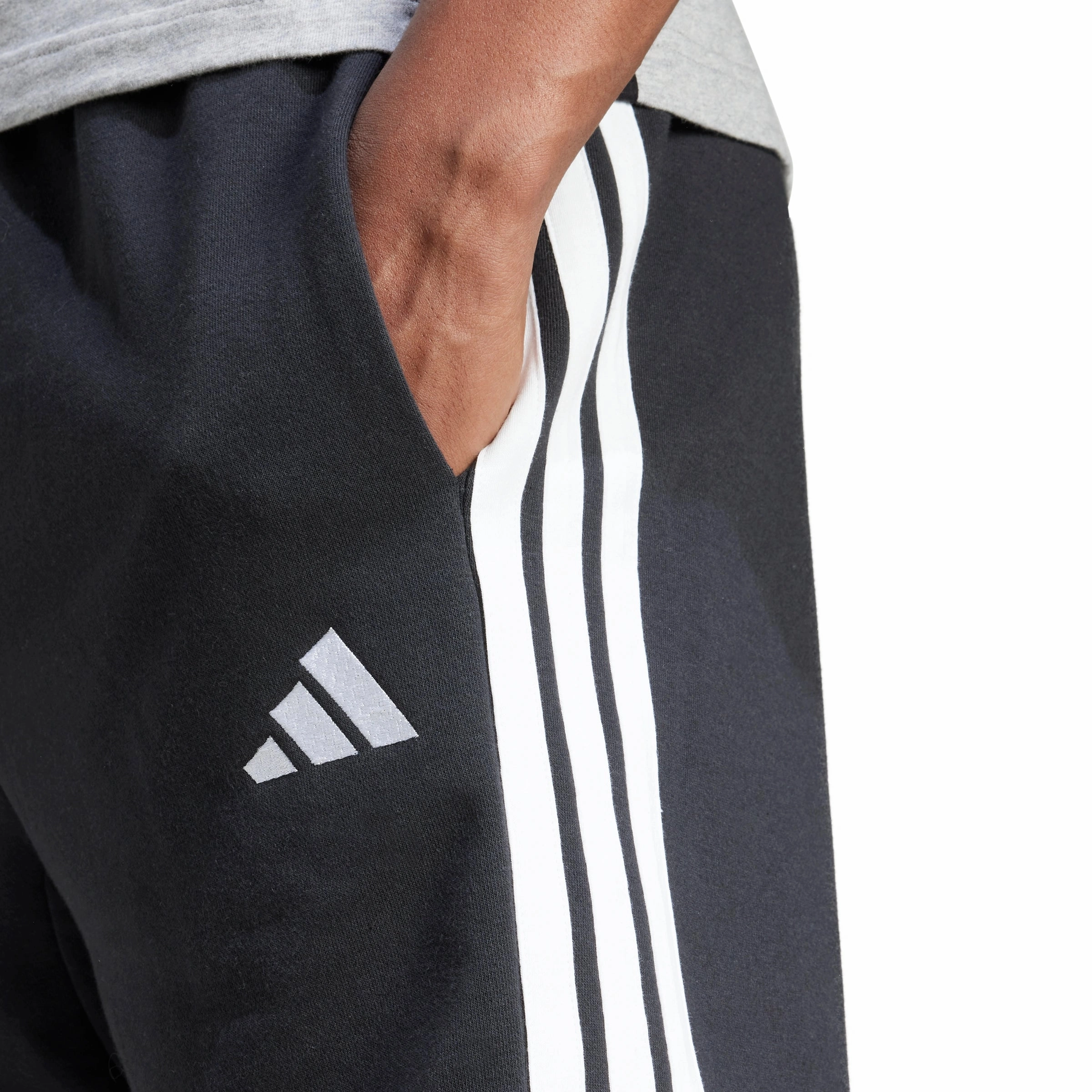 Camouflage Pattern Multi Pocket Design Essential 3-Stripes French Terry Shorts