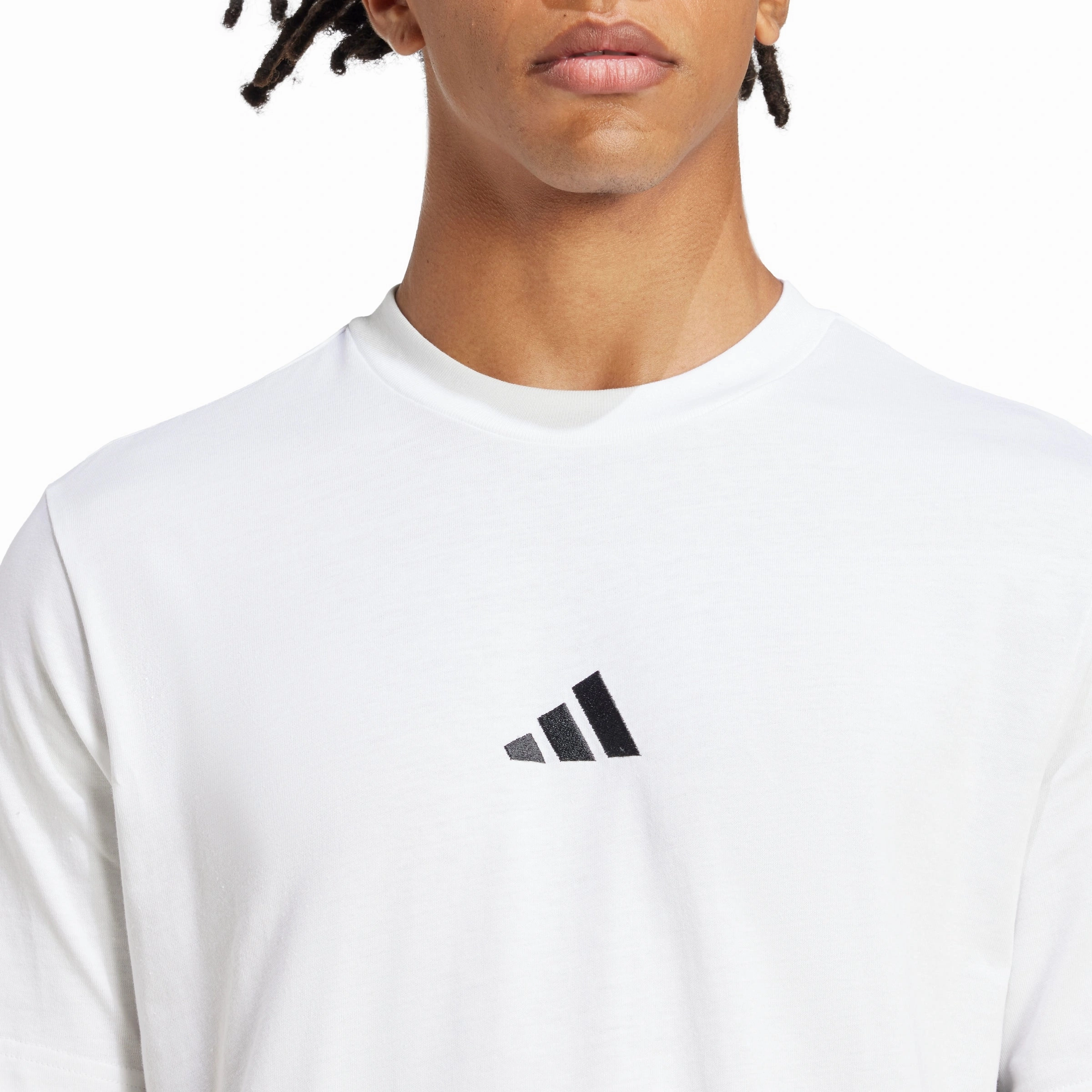 Non Restrictive Fit Versatile Outfit Essentials 3-Stripes Single Jersey T-shirt