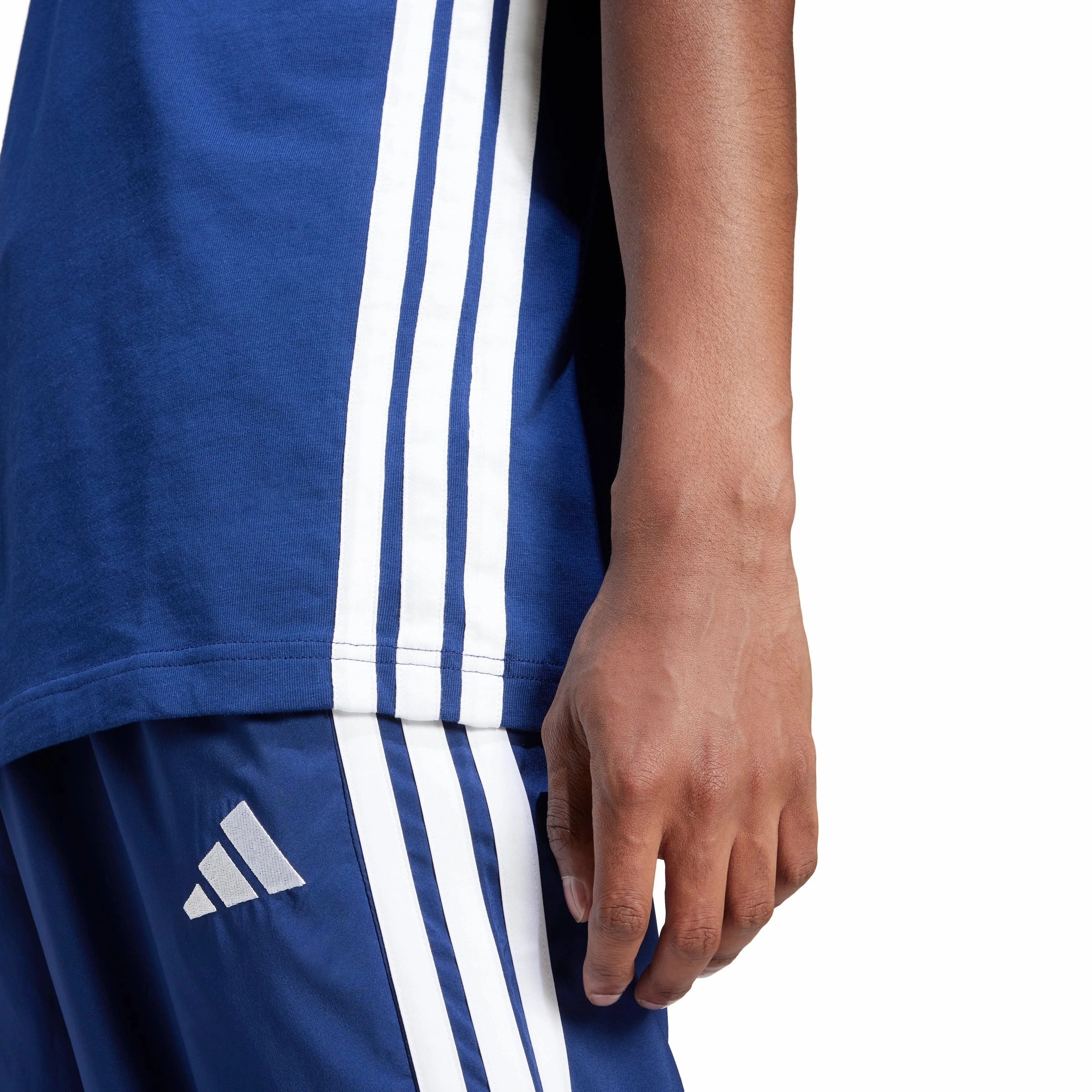 Essentials 3-Stripes Single Jersey T-shirt Simple Chic