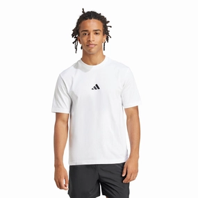 Essentials Small Logo Single Jersey T-Shirt Holiday Casual Relaxing Day