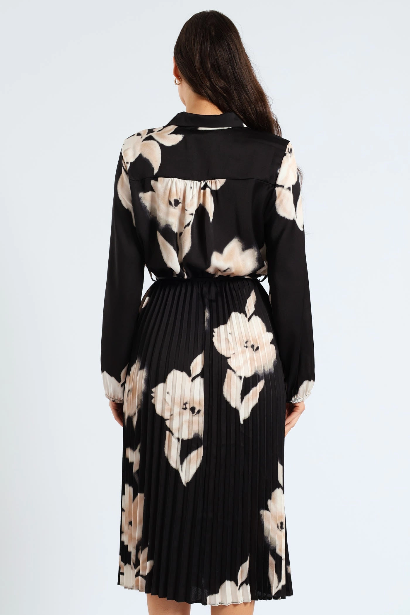 Layering Fit Flattering Wearable Monochrome Satin Pleated Maxi Dress - Black/Cream