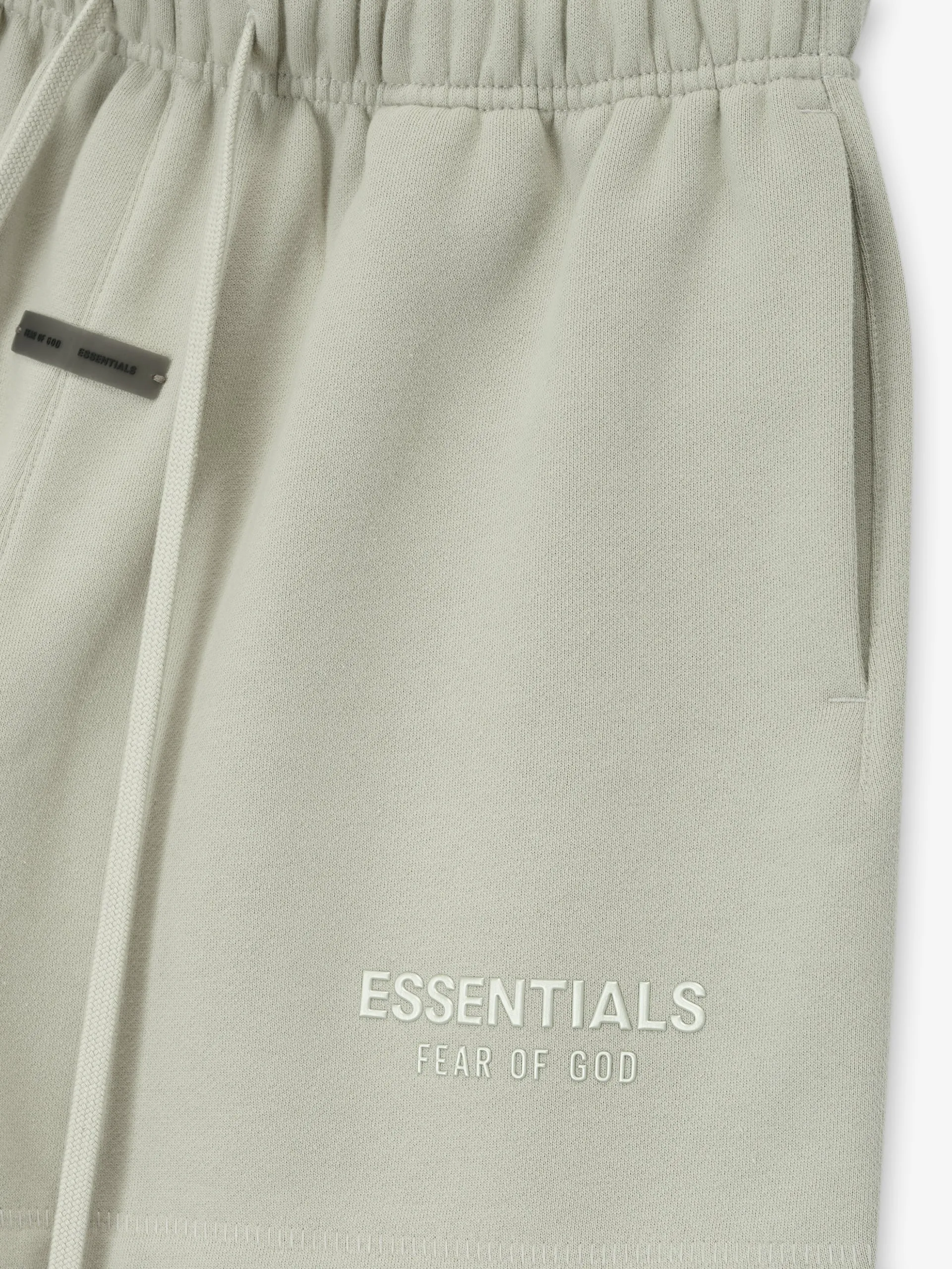 LightweightWeave Fear of God Essentials "Core Fleece Short" W - Abbey Stone