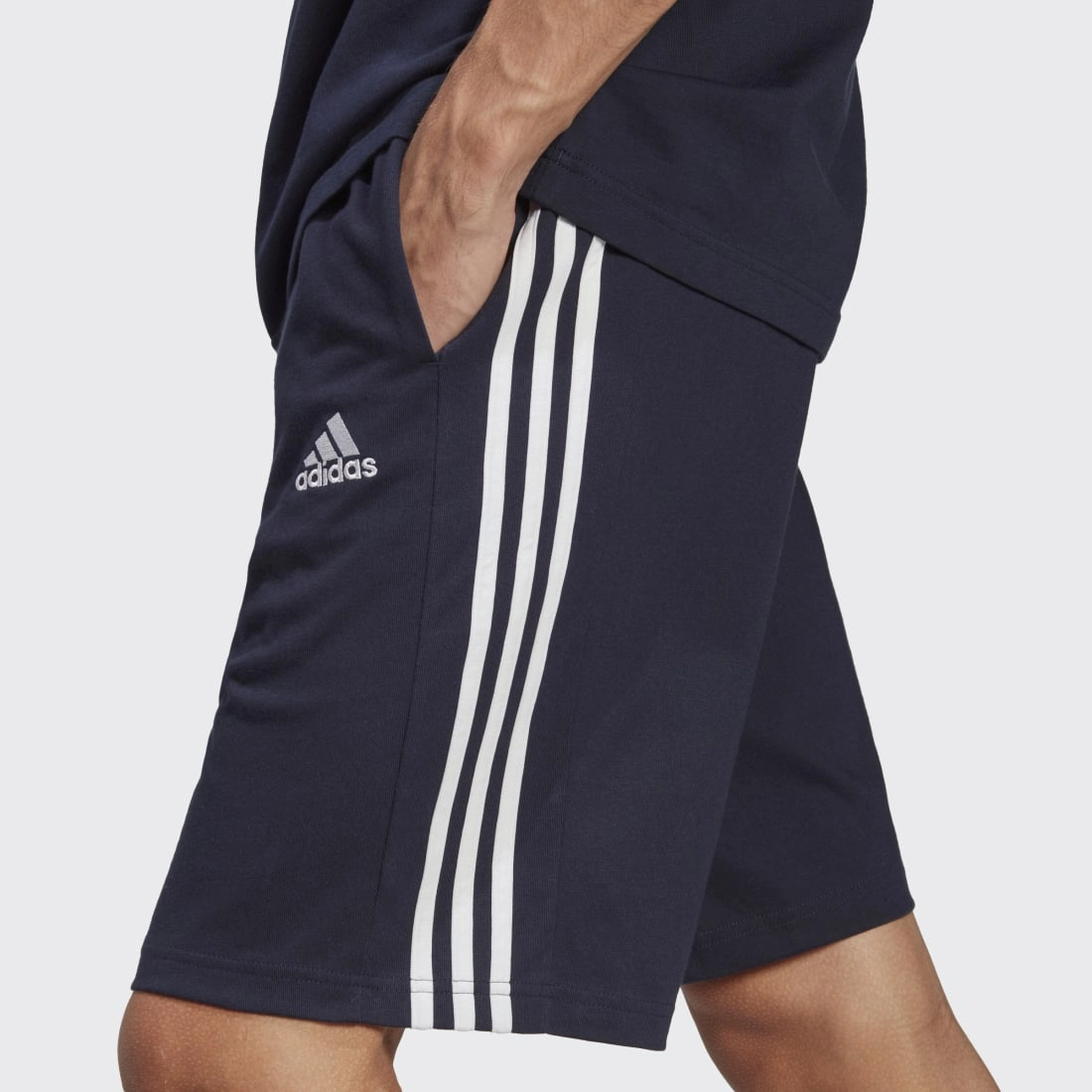 Essentials Single Jersey 3-Stripes Shorts Seamless Edge Design