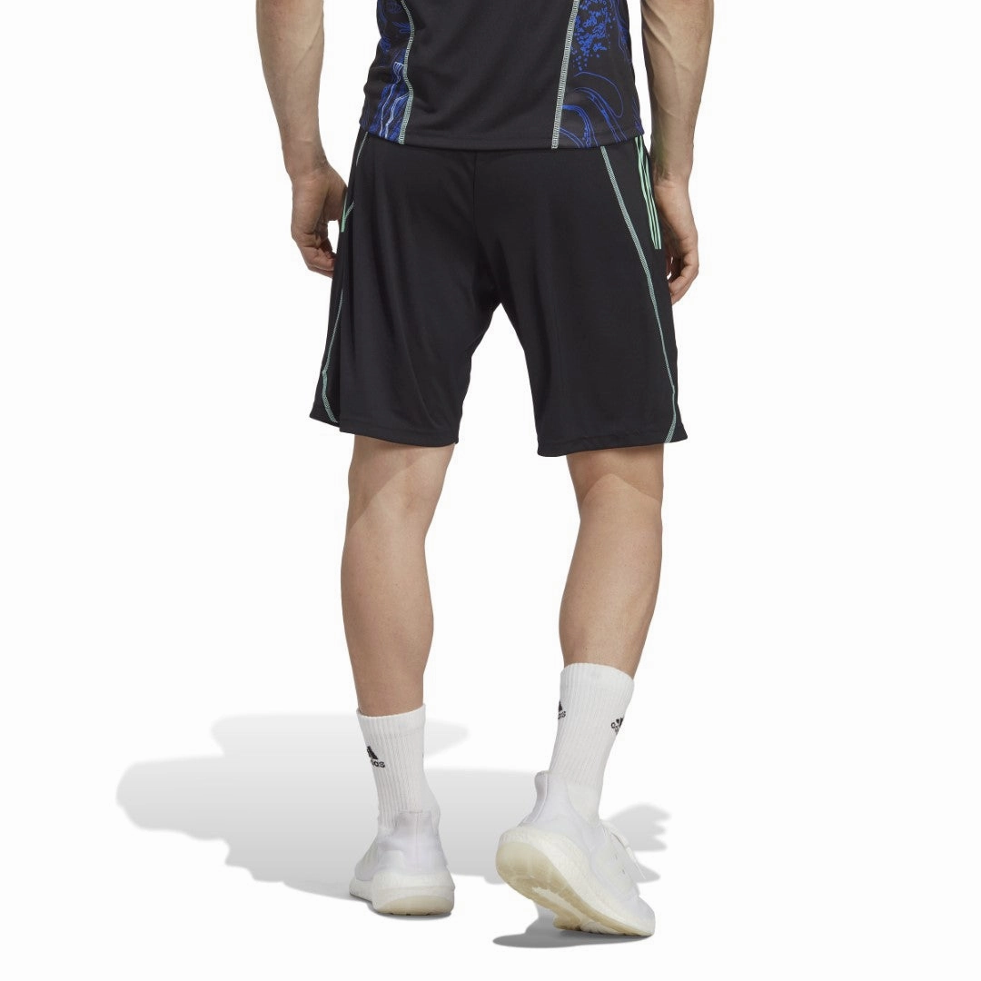 Evening Wear Tiro Shorts