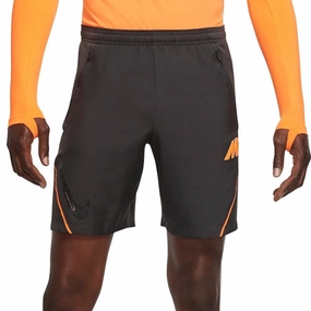 Flexible Stretch Waist Strike Shorts