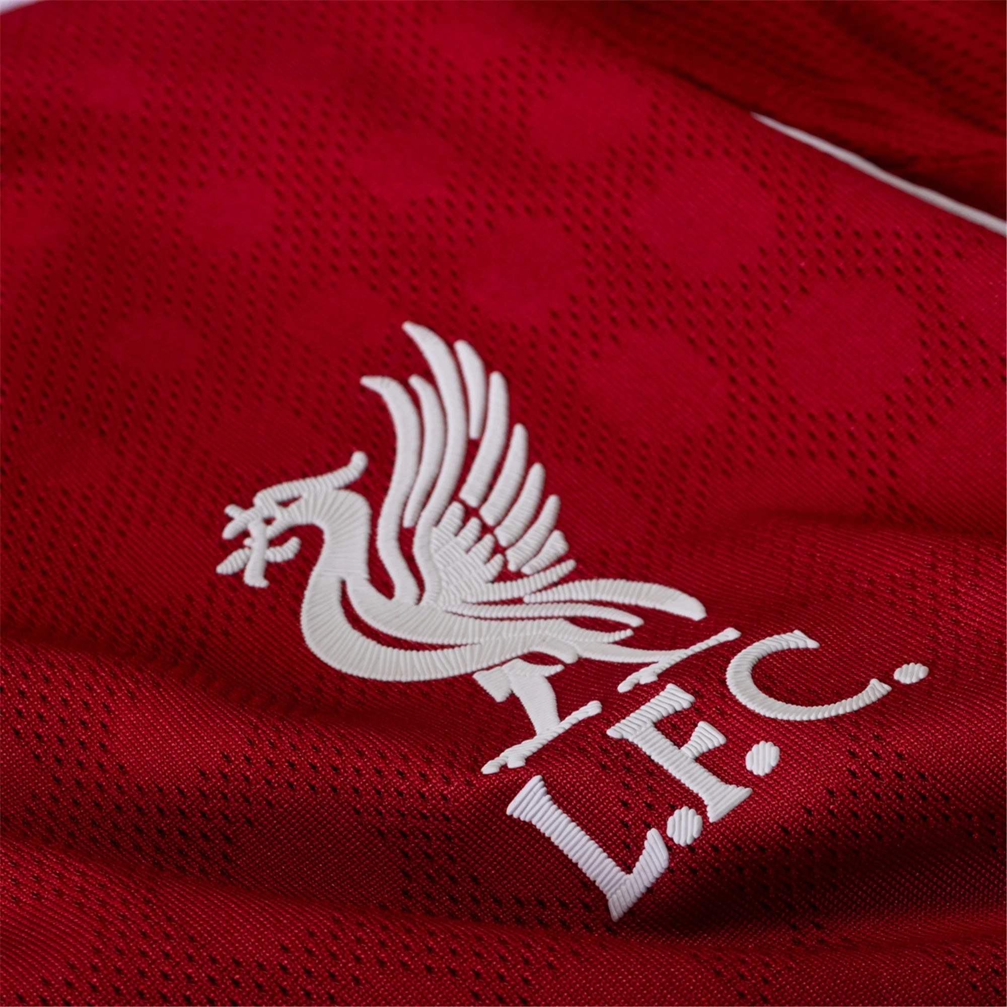 Weather Neutral adidas Men's Liverpool FC Authentic Home Jersey 25/26 w/ EPL   NRFR Patches (Strawberry Red)