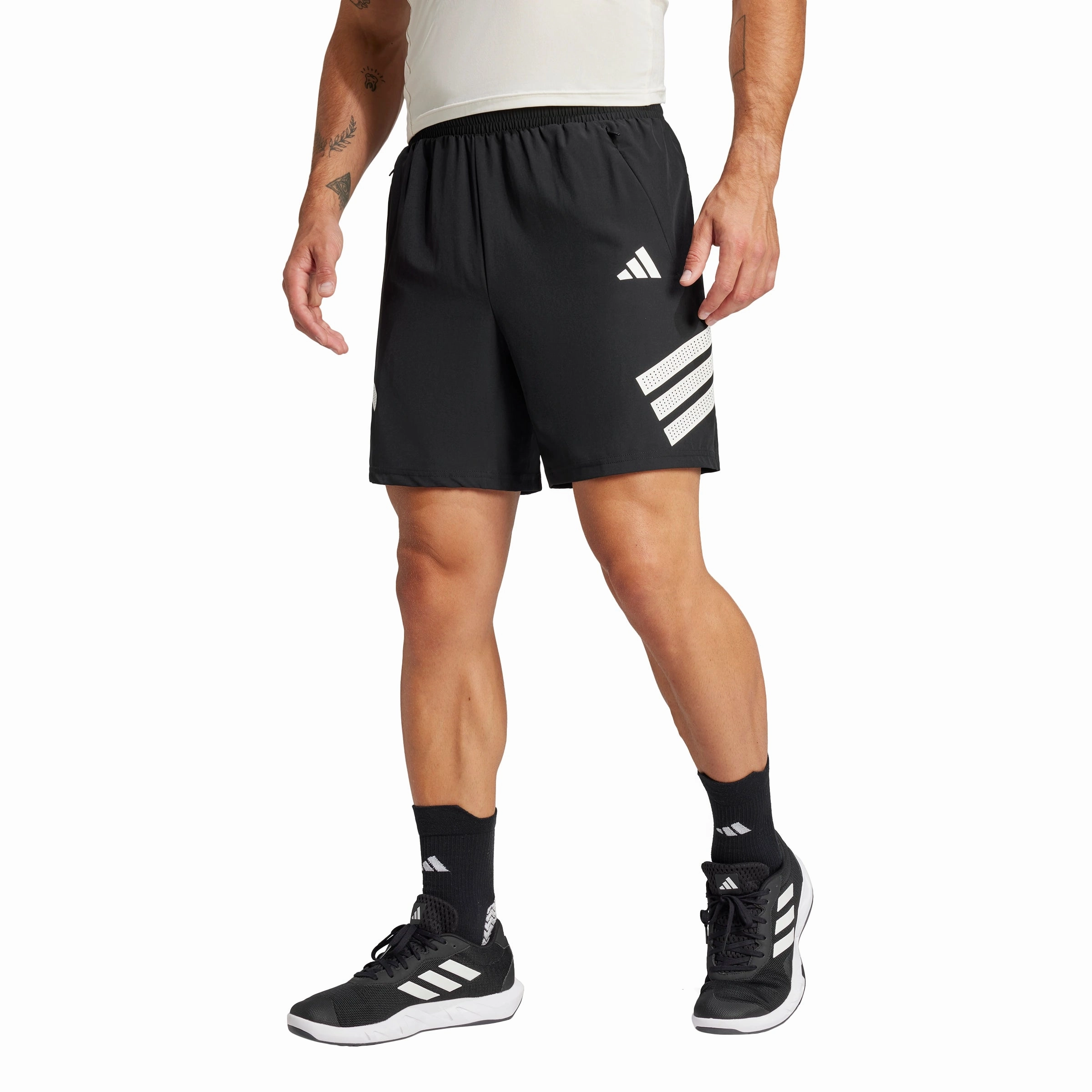 Reinforced Seams Mesh Ventilation Zones Icon 3-Stripes Shorts