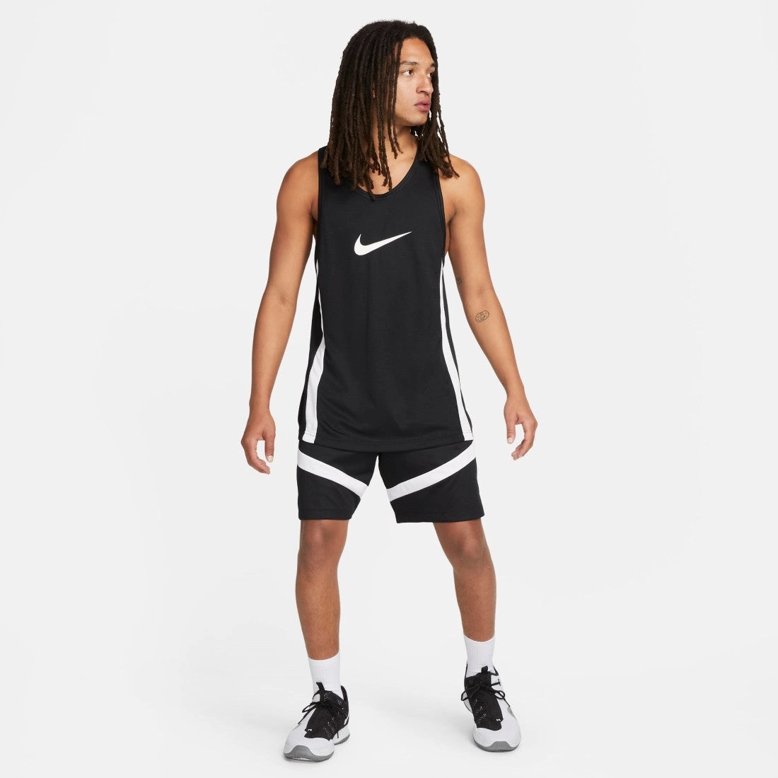 Durable Feel Icon 8inch Shorts
