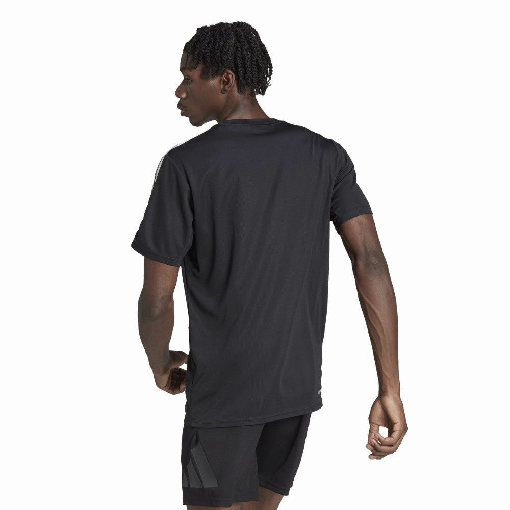 Train Essentials 3-Stripes Training T-Shirt UltraLightweight Ribbed Neckline