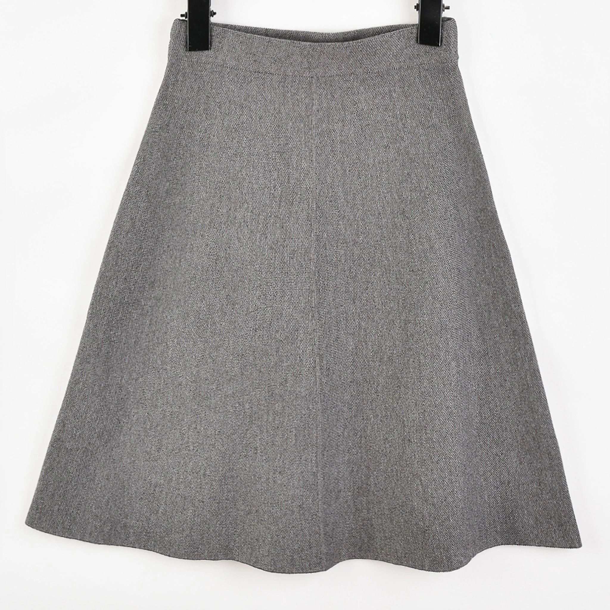 Tiered hem Ventilated Slits Knit Skirt