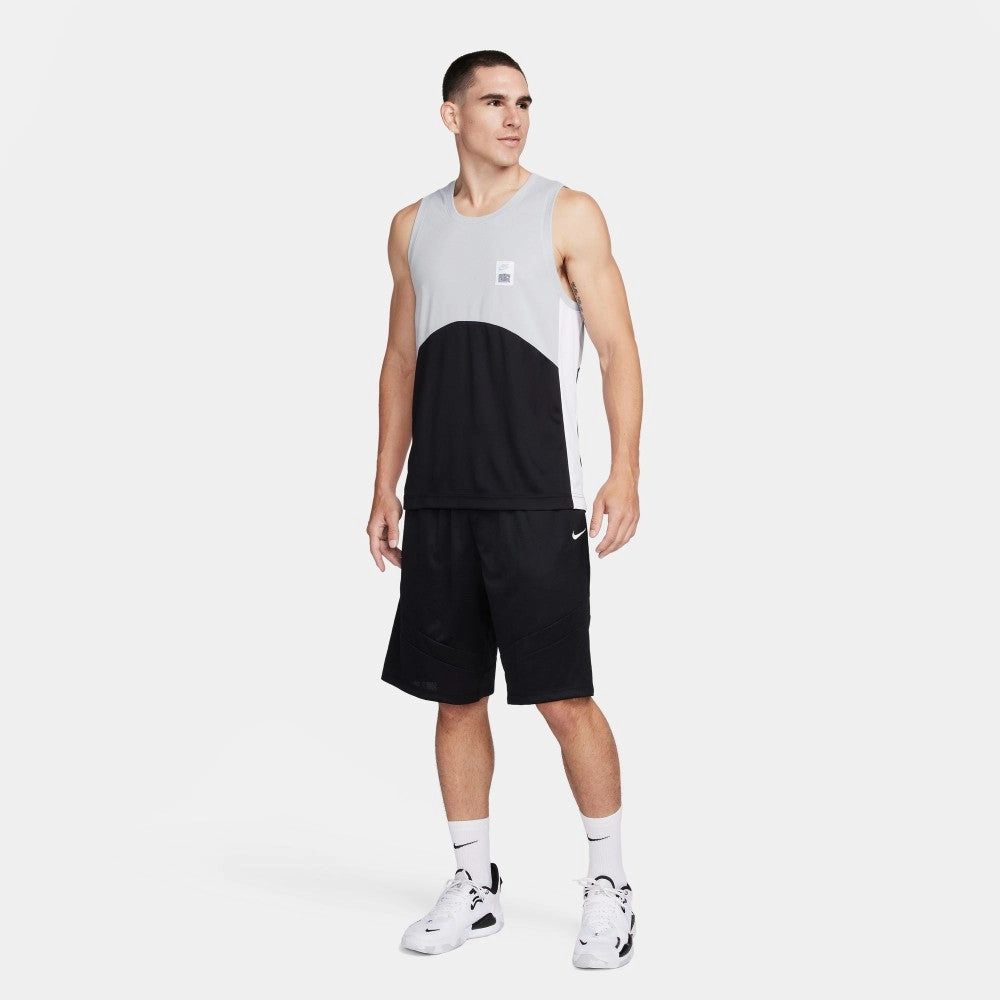 Free Movement Luxury Feel Icon Dri-FIT 11 In Basketball Shorts