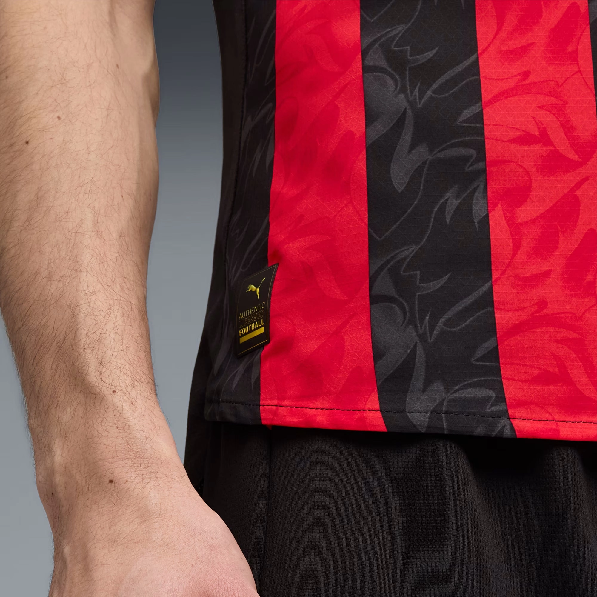 Puma Gabbia Men's AC Milan Authentic Home Jersey 25/26 w/ Seria A Patch (Red/Black) Athletic Cut