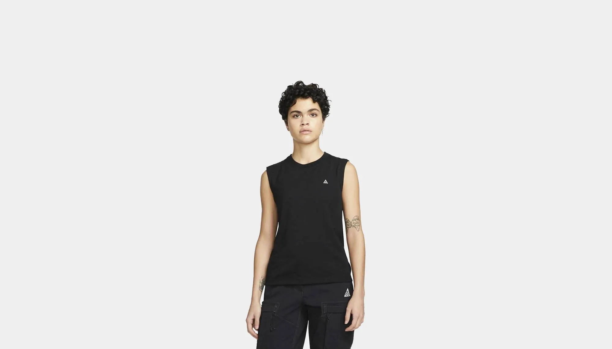Holiday Ease Stylish Jacket Nike "ACG Dri-FIT ADV Goat Rocks" Sleeveless Tank W - Black /  Black