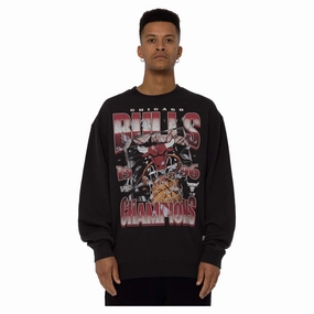 Unstructured Silhouette Men's NBA Chicago Bulls Shatter Crewneck Sweatshirt