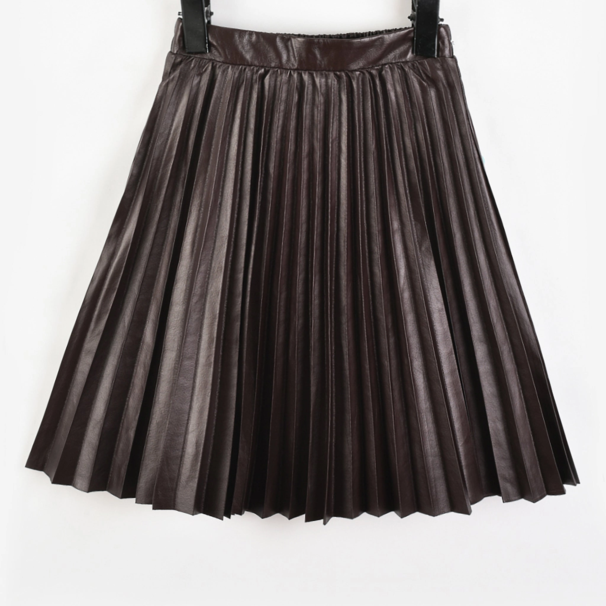 Hadas PU Pleated Skirt Sustainable Innovation Cozy Finish
