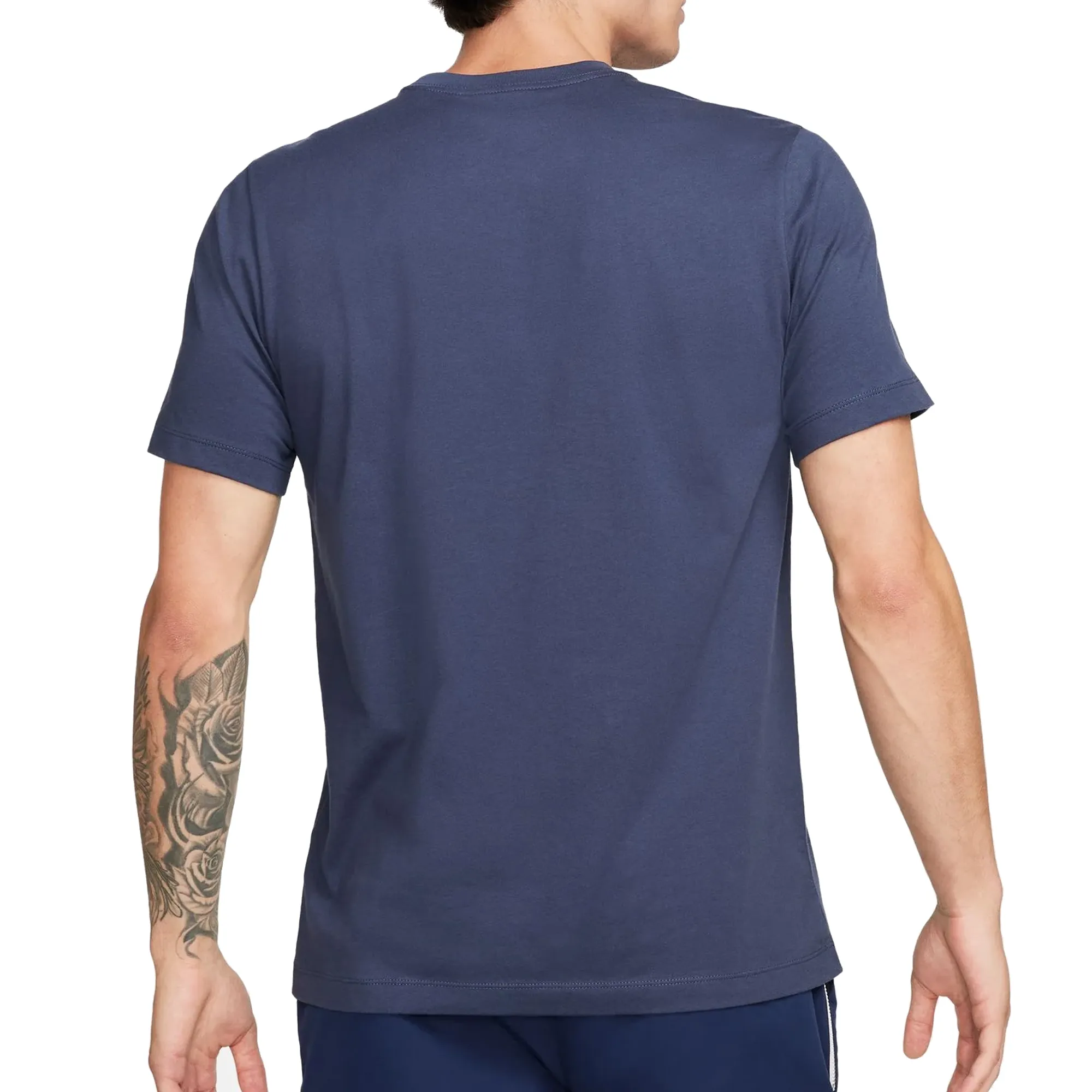Beach relaxation Nike Barcelona Som Un Equip T-Shirt 23/24 (Thunder Blue)