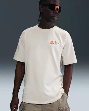 Nike "ACG Guide T-Shirt" M - Phantom Train Ease