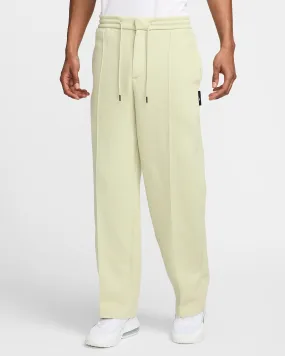 Nike "Tech Tailored Fleece Pants" M - Olive Aura WrinkleResistant Finish