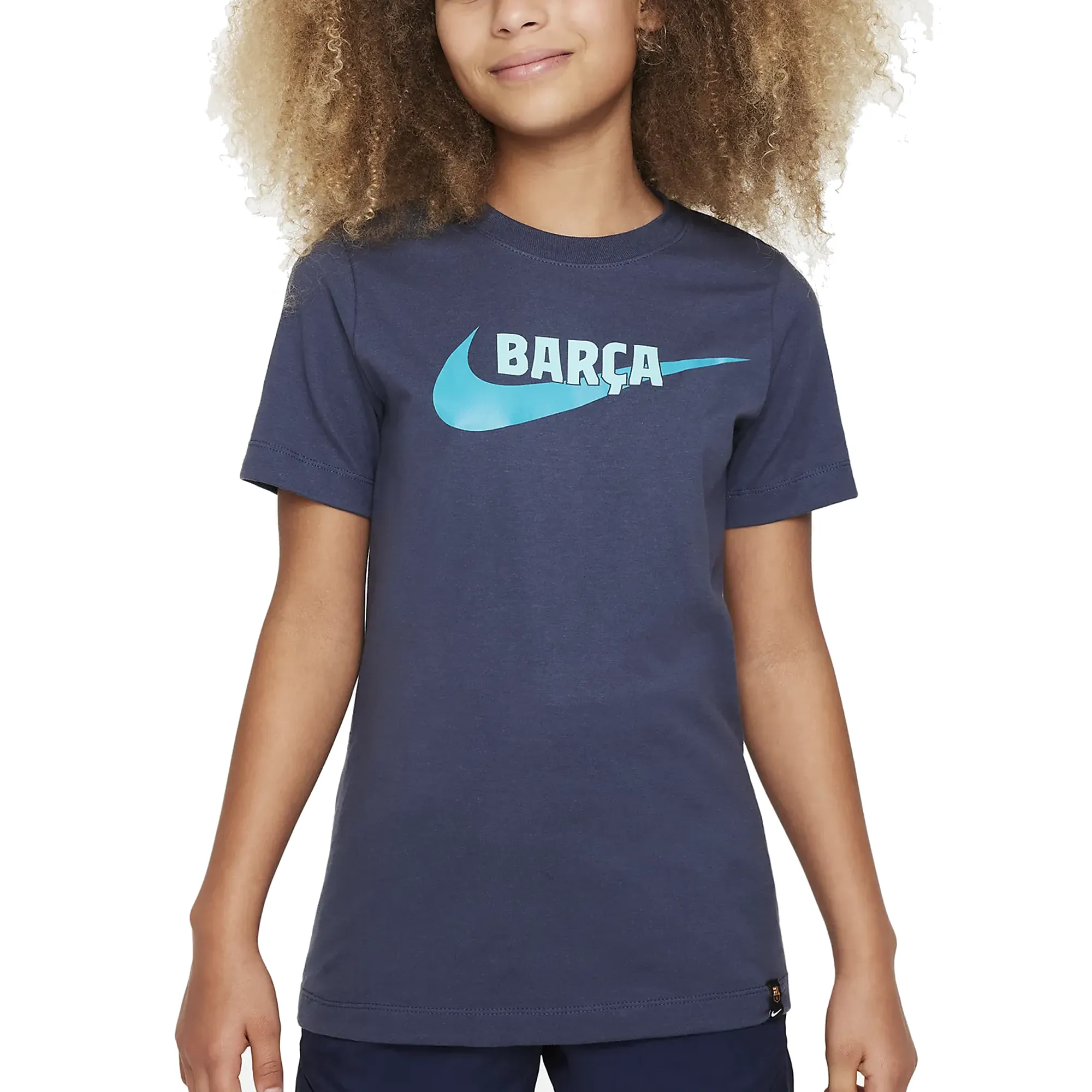 Effortless Daywear Soft touch finish Nike Youth Barcelona Swoosh T-Shirt 23/24 (Thunder Blue)