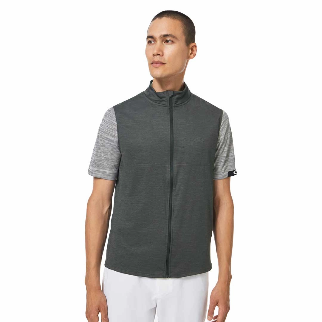 Flex Fit Construction Micro Perforated Ventilation Oakley - Men's Gravity Range Vest (FOA403097 26W)