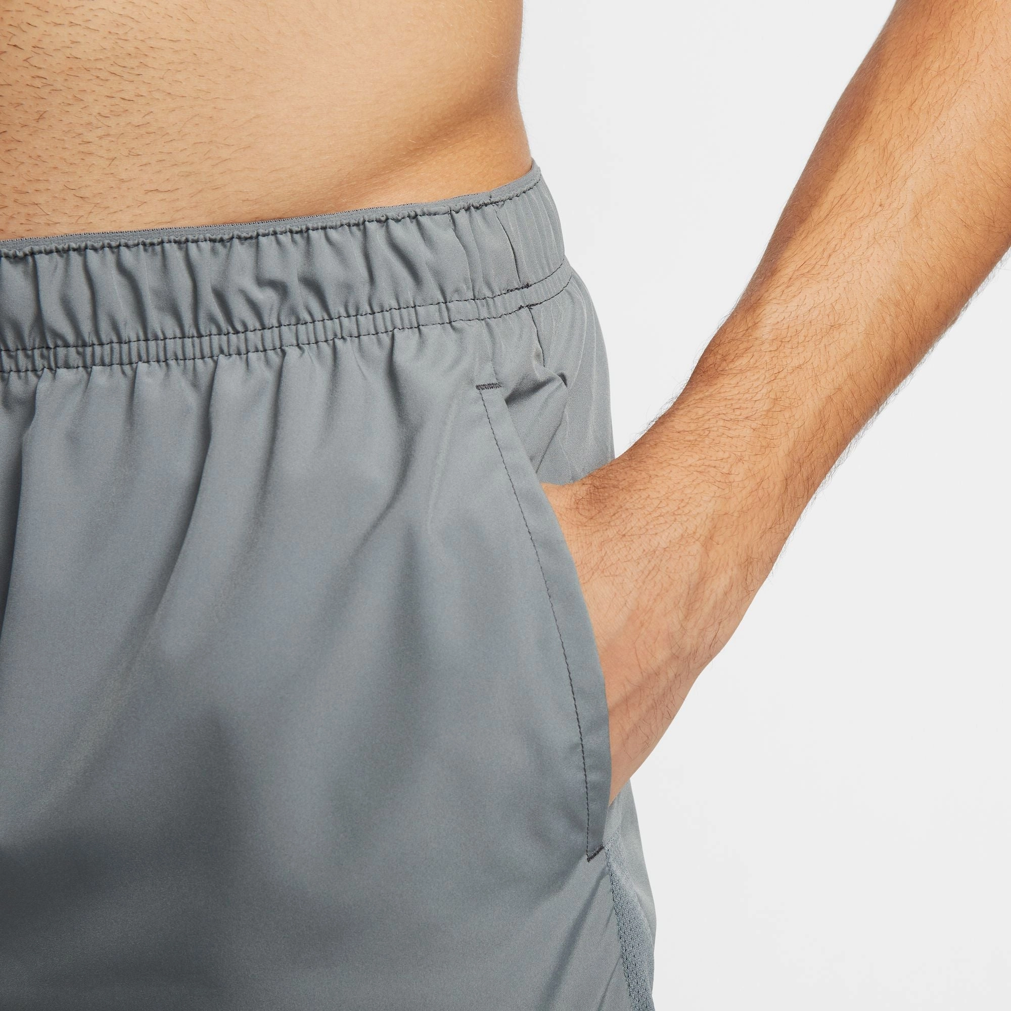 thermal fabric Beach essential Challenger Dri-FIT Unlined Running 7Inch Shorts