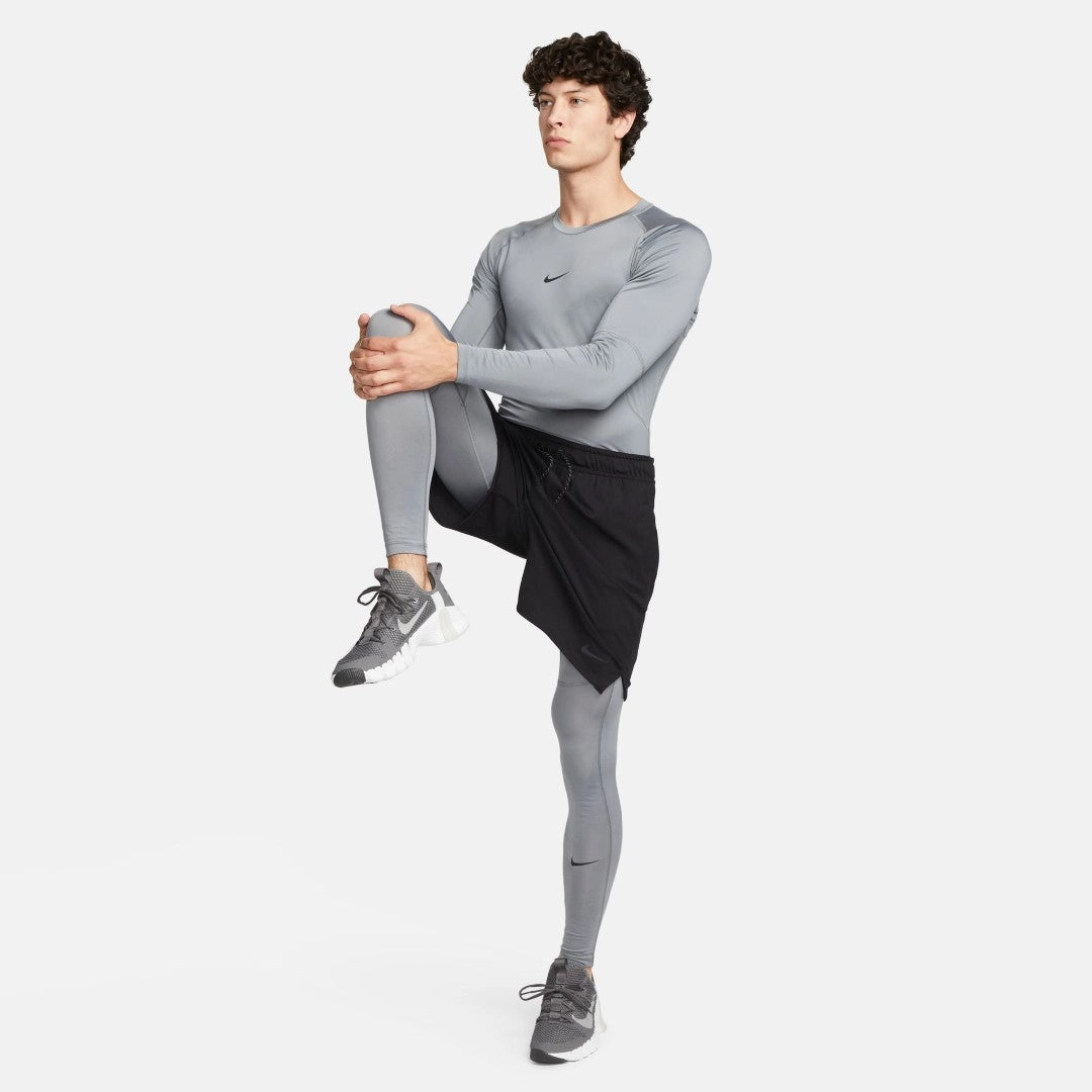 TaglessDesign Relaxed Look Pro Dri-FIT Tight Long-Sleeve Fitness Top