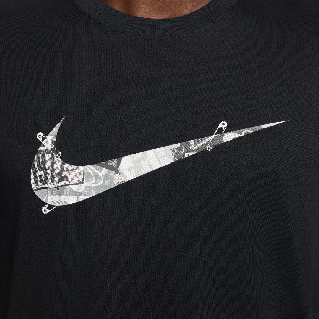 Dri-FIT Running T-Shirt Outdoor Layer Non Restrictive Silhouette