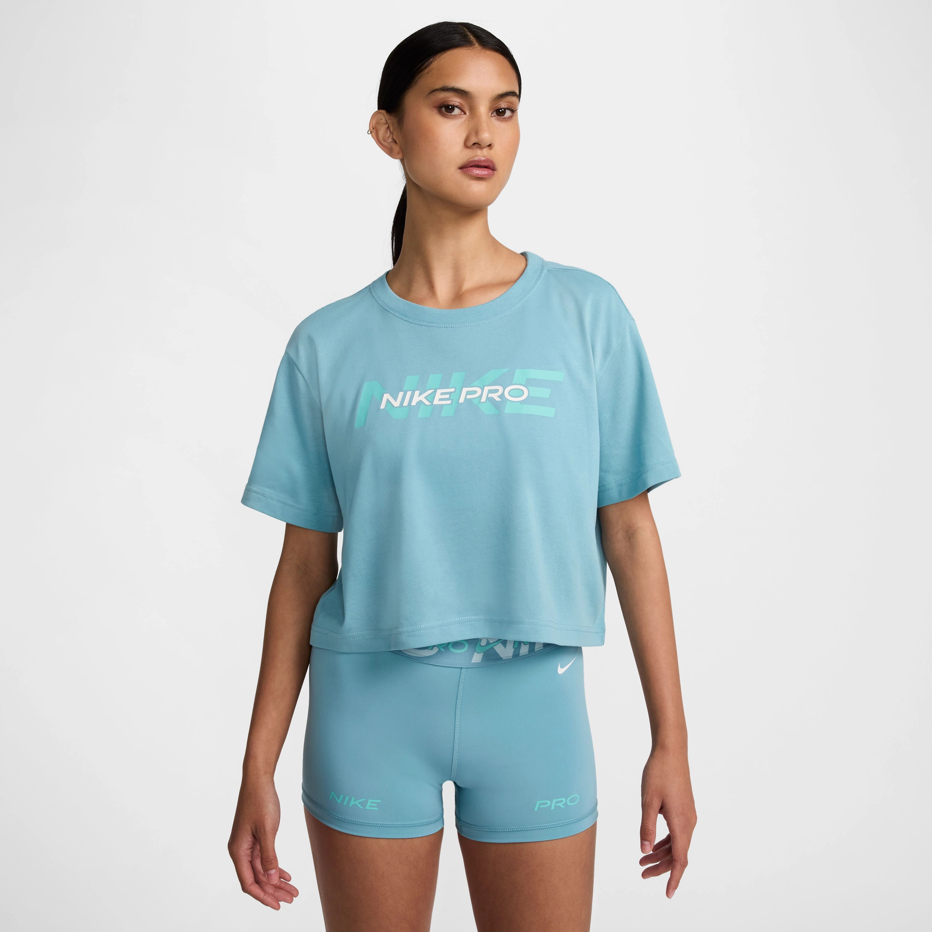 Pro Women's Short-Sleeve Cropped T-Shirt Beachwear