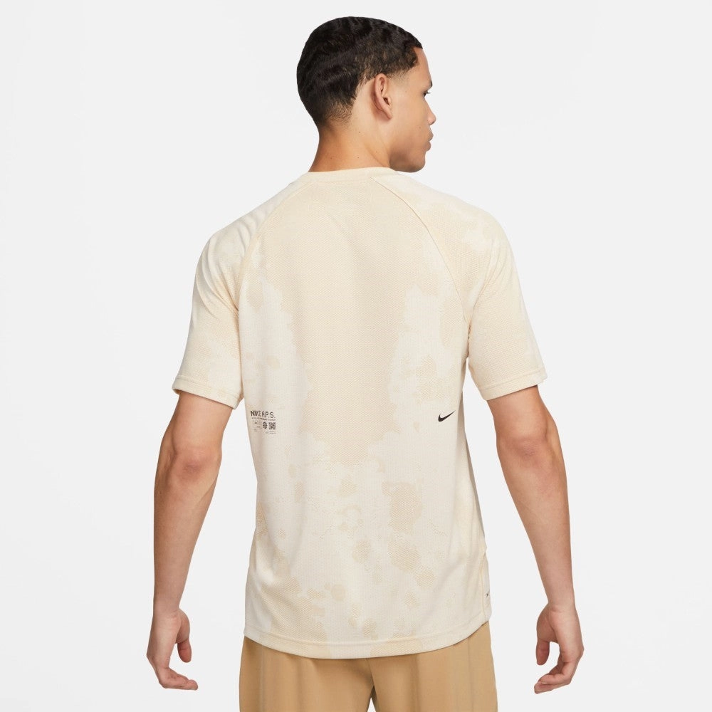 Dri-FIT ADV APS Engineered Fitness T-shirt Simple and Relaxed Soft and Light