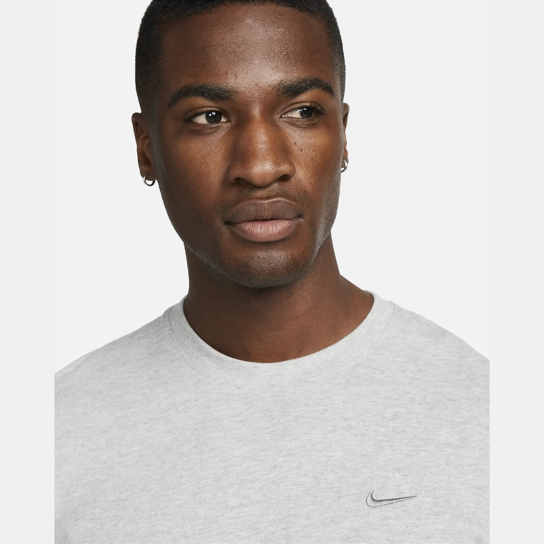 Easy Layer Holiday Wear Primary Dri-FIT Versatile T-shirt