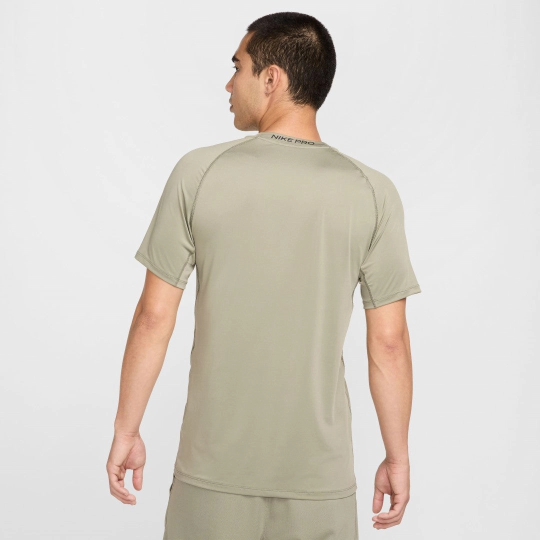 Pro Dri-FIT Slim T-shirt Seamless construction